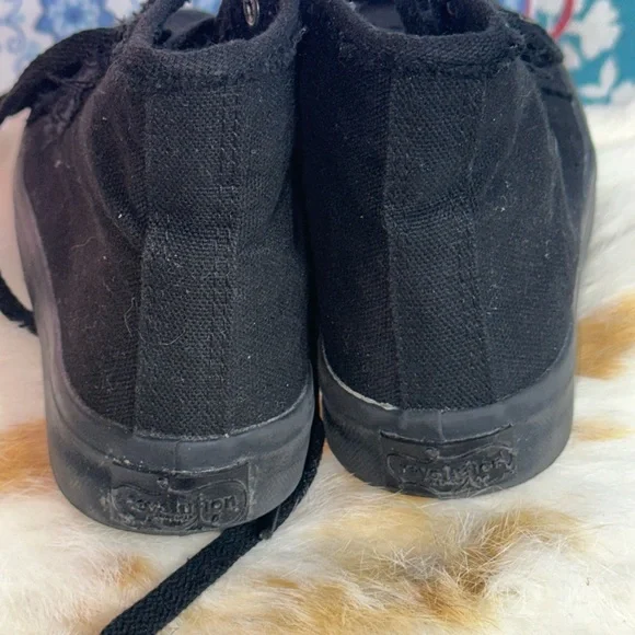 Revolution Black Kids High-Top Sneakers - Picture 3 of 5